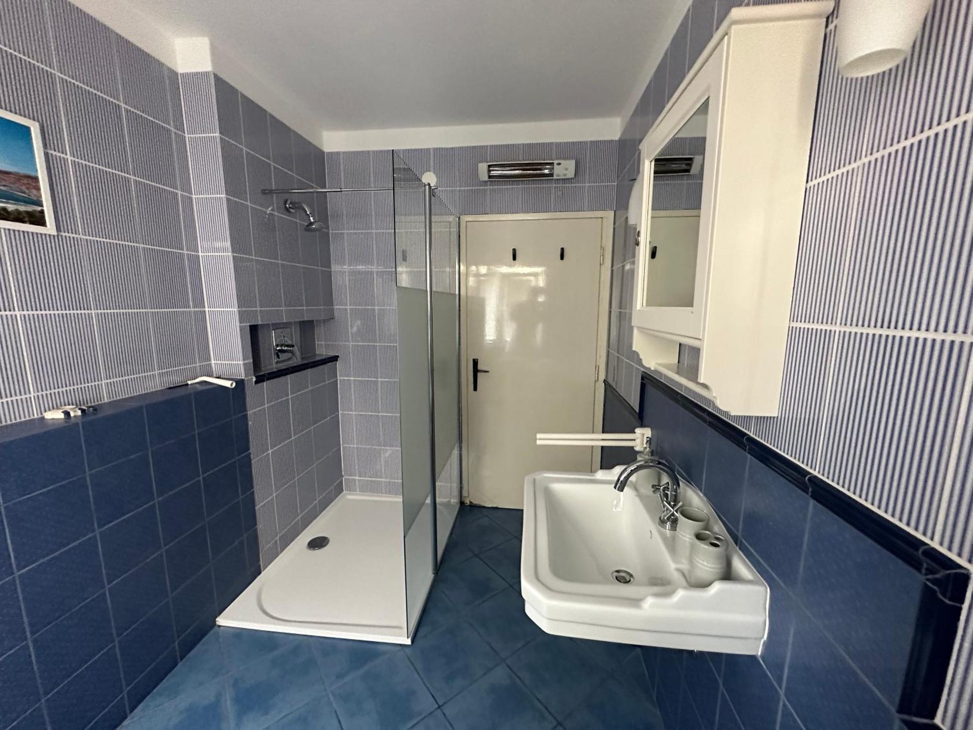 Adria Sun Apartments Водице Екстериор снимка